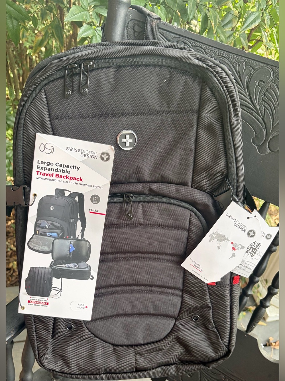 NWT SWISS Digital Design Large Capacity Expandable Travel Backpack w/USB Port
